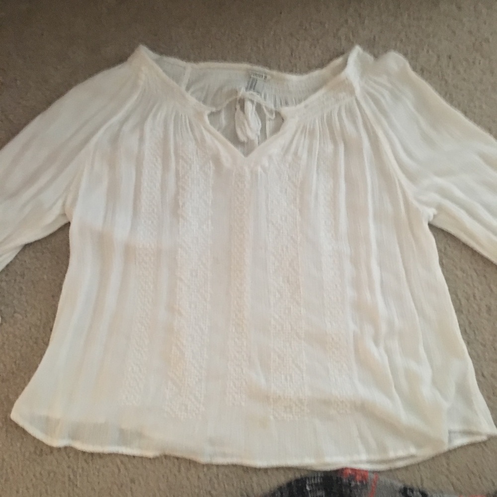 White blouse 🤩